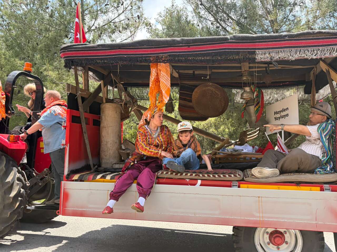 Yörük Türkmen Toyu, Coşkulu Yörük Göçüyle Başladı 9